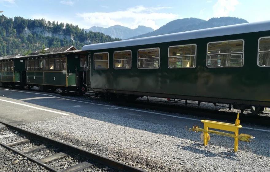 Erstmalige Einreihung des Waggons in einen Zug.